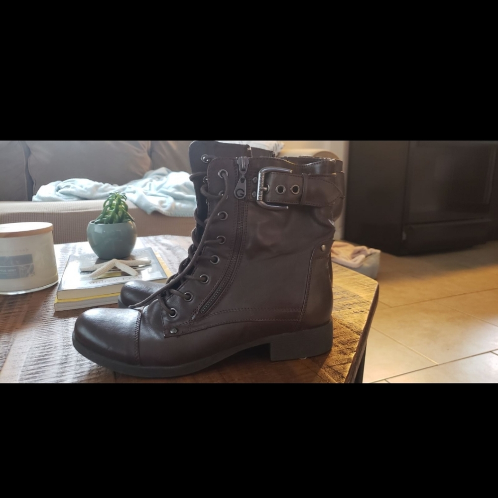 Guess  boots